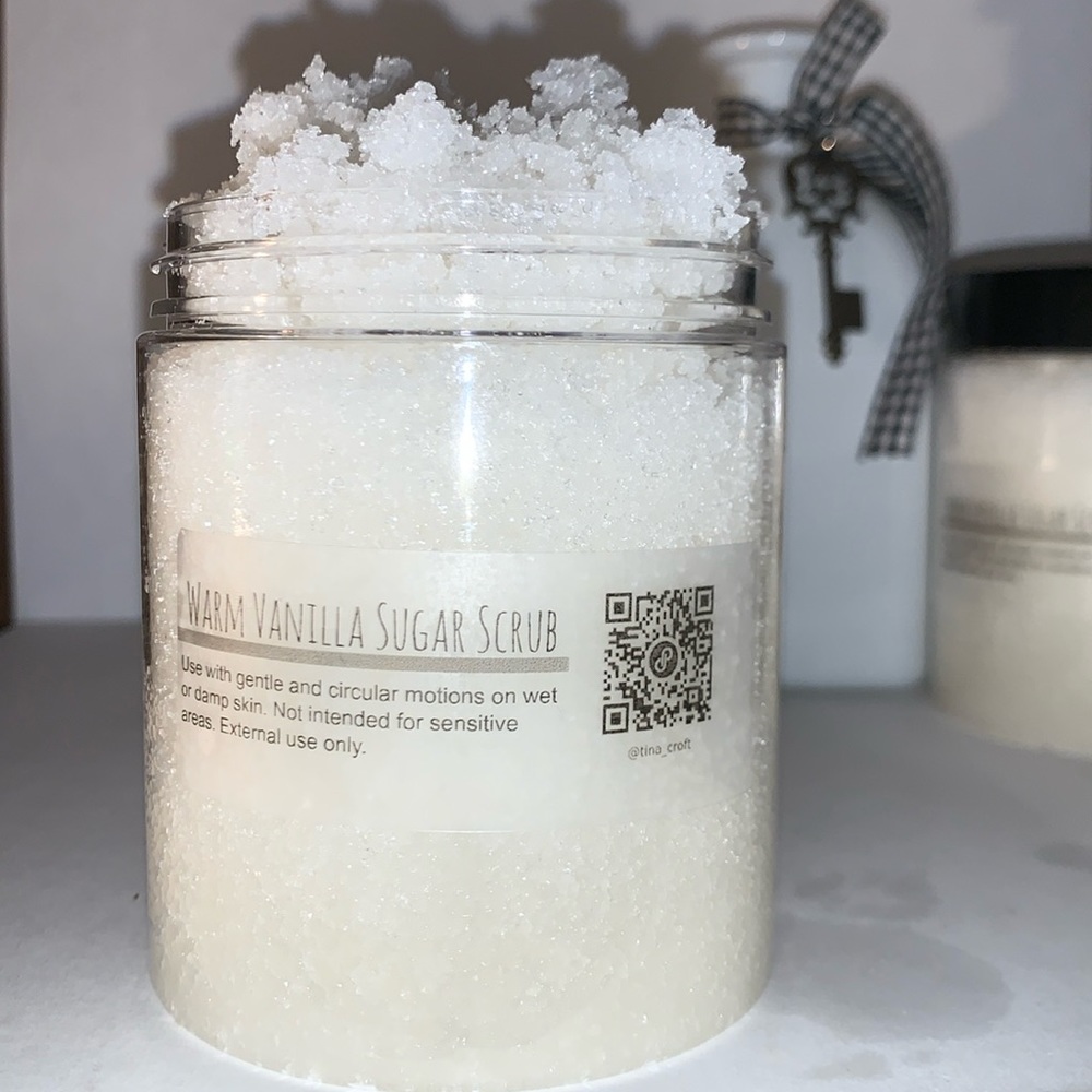 Warm Vanilla Sugar Scrub it Smells Delicious It smells so good you wanna eat it! - Picture 5 of 7
